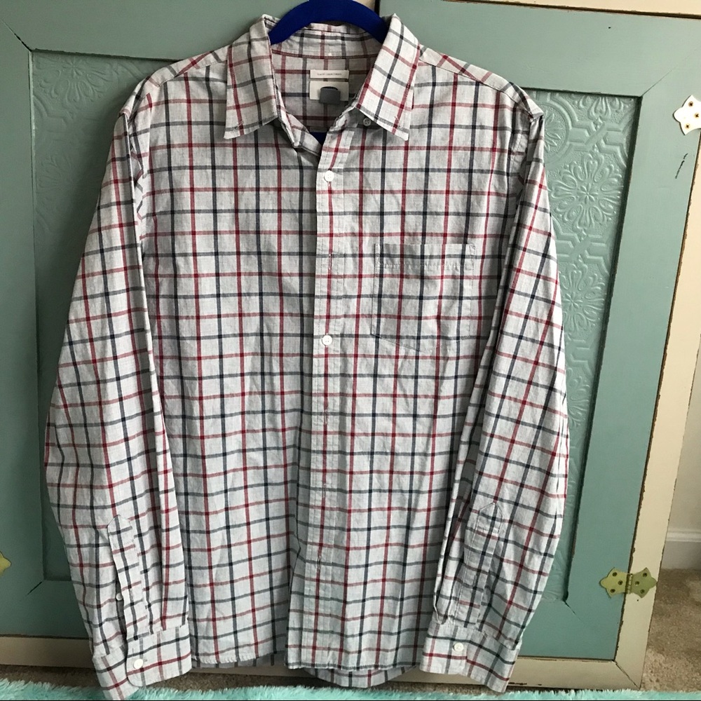 Men’s plaid shirt